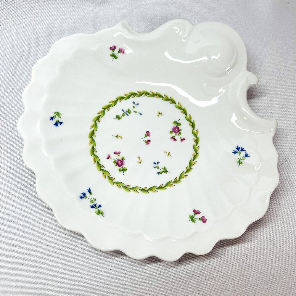 Limoges Vintage Porcelain Trinket Shell Dish Blue Pink Floral Castel France 7"